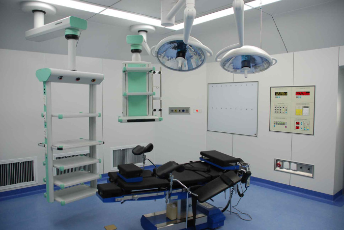 >What is the purification requirement of laminar flow operating room